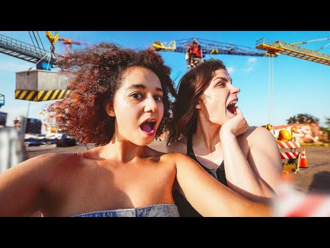 on a dormi dans une GRUE (pour de vrai) thumbnail