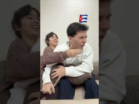 BAYRAĞI YANLIŞ BİLEN KAFAYA YASTIK YER ! thumbnail