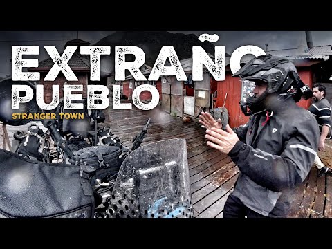 LLEGO a un EXTRAÑO pueblo FLOTANTE en la CARRETERA AUSTRAL 🇨🇱 (S25/E57) MUNDO en MOTO SINEWAN thumbnail