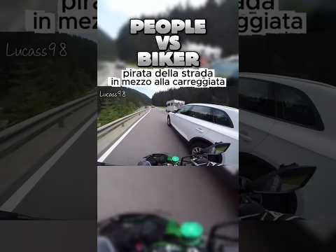 2 pazzi al prezzo di uno  #moto  #automobile thumbnail