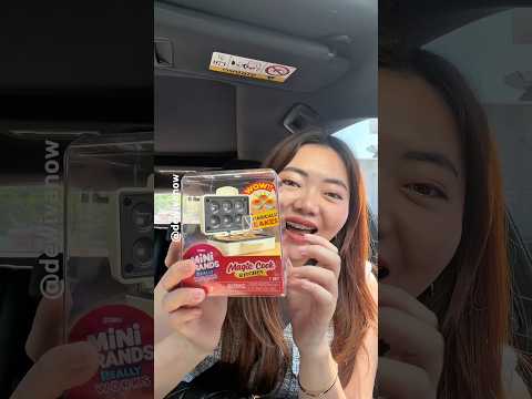 Mesin bikin cupcake terkecil di dunia #dewivanow #cupcake #minibrands #magiccookkitchen thumbnail