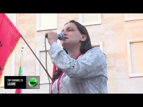 Top Channel/ “Ju jeni më shumë se Rrjolli dhe Zvërneci”, qytetarja: Prapa protestës qëndrojnë… thumbnail