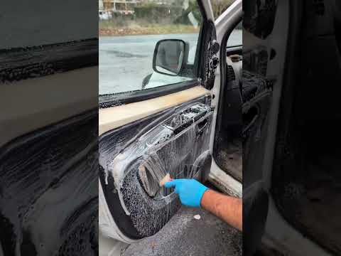 How many cars can you count in the video? #cleaningcar #washingcar #asmr thumbnail