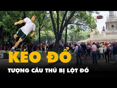 Tượng cầu thủ bị kéo đổ, lột quần áo trước World Cup 2026 tại Mexico thumbnail