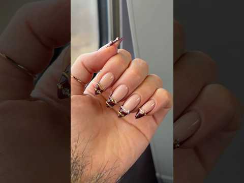 je change ENFIN mes ongles pour l’hiver !! thumbnail