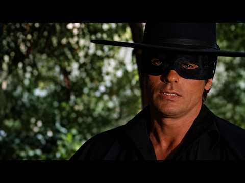 Alain Delon contra el Coronel Huerta | Zorro (1975) | Película Completa en Español HD thumbnail