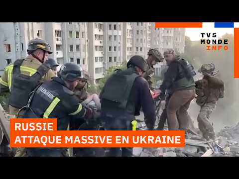 Guerre en Ukraine : La Russie reconnaît une nouvelle attaque massive thumbnail