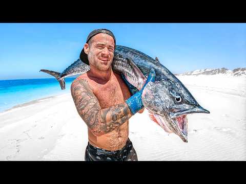 Catching Giant Fish To Feed My New Family thumbnail