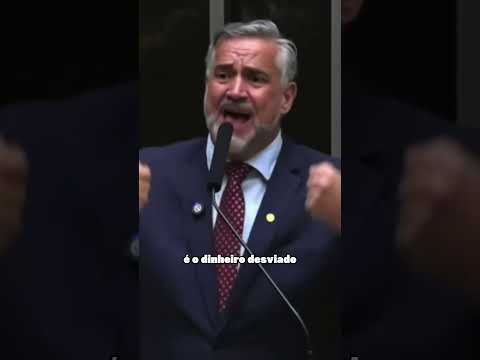 Pimenta cobra tornozeleira eletrônica para Flavio Bolsonaro e diz que Vorcaro era o 05 da família thumbnail