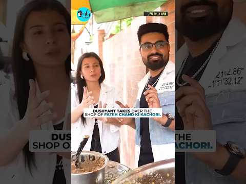 Dushyant Takes Over The Shop of Fateh Chand Ki Kachori! #dushyantkukreja #delhi #streetfood thumbnail