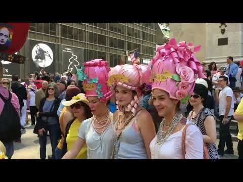 Easter Bonnet Parade.  ESL⁄ESOL. Video A1-A2 with Comprehension Questions | English Task thumbnail