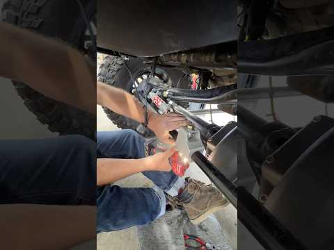 Upgrading the steering system to the PSC cylinder assist EHPS system thumbnail