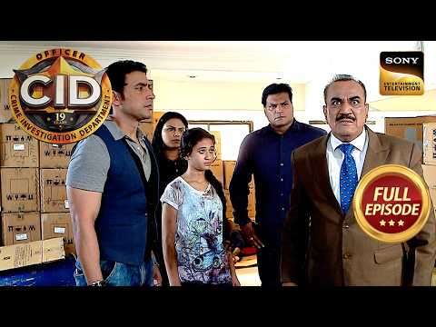 Team CID को मिली Statue के अंदर Victim की Body | CID | Full Episode thumbnail