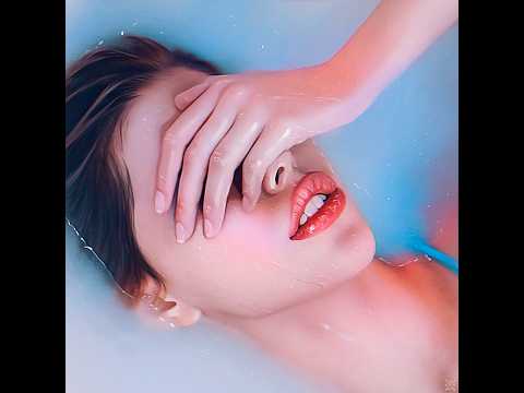 SIENNA SPIRO - Material Lover (SAiiLOR Remix) thumbnail