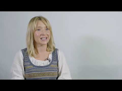 Homeschooling with Wolsey Hall Oxford | Meet Science Tutor Gemma Langley thumbnail