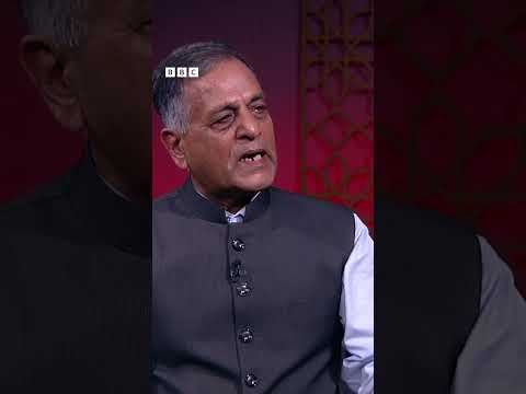 SIR प्रक्रिया की हो रही आलोचनाओं से Election Commission की छवि पर कैसा असर पड़ता है? (BBC Hindi) thumbnail