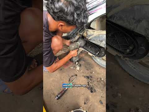 bayar pake KTP❎ bayar pake uang✅??#storytelling #bengkelmotor #bengkel thumbnail