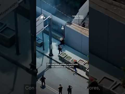 Irrupción y bloqueos 3er día de la CNTE en CDMX thumbnail