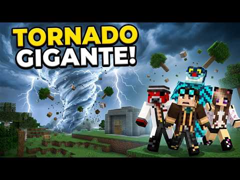 SOPRAVVIVO AL TORNADO GIGANTE SU MINECRAFT CON I MIEI AMICI! thumbnail