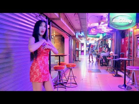 Bangkok Night walk - Patpong thumbnail