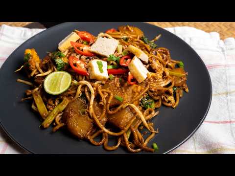 Mee Goreng Mamak Simple Tapi Padu, Rasa Macam Kat Kedai thumbnail