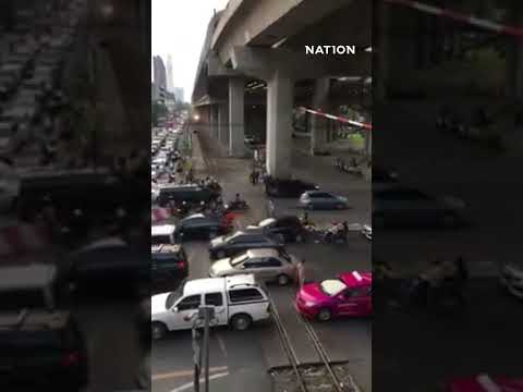 การรถไฟเตือนรถจอดค่อมราง อันตราย! | ทันข่าวเที่ยง thumbnail