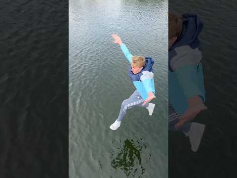 How to be efficient with your Urlaubstag 🇩🇪🏊🏻‍♂️ thumbnail