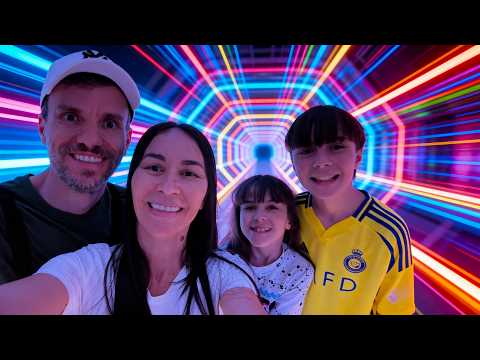 ENTRAMOS no MUSEU de NEON mais INCRÍVEL de PORTUGAL! 😱 thumbnail