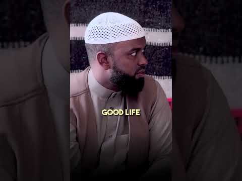 Is It Wrong To Write Duas on Arafah? #muftimenk #hajj #makkah #allah #motivation #islam #dua #ask thumbnail