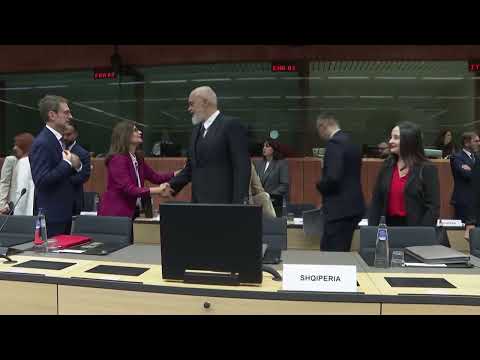 Tv Klan - BE zyrtarizon konferencën ndërqeveritare me 26 maj thumbnail