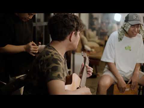 HAVE YOU EVER SEEN THE RAIN - ROD STEWARD | FELIX IRWAN acoustic cover on Spotify & Apple Music thumbnail