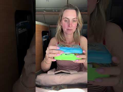 What’s in my bag as an ex flight attendant on a long haul flight from San Fran to London thumbnail