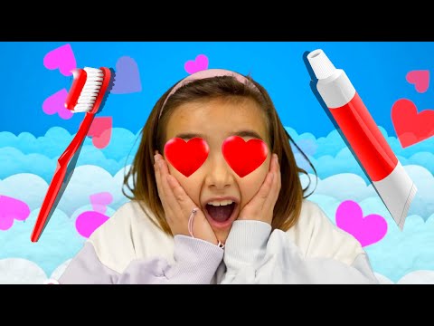 Gisele y Claudia usan cepillos dentales mágicos Las Ratitas thumbnail