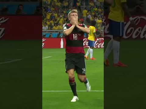 Una delle partite più sconvolgenti della storia dei Mondiali 🤯Brasile-Germania 1-7, il Mineirazo 🇧🇷 thumbnail