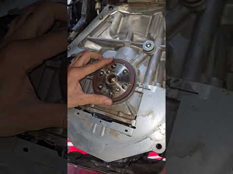 mian oil seal changing #automotive #carmaintenance #mechanic thumbnail