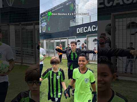 MEU IRMÃOZINHO TEM MAIS DERROTAS QUE VITÓRIA NO X1?!? thumbnail