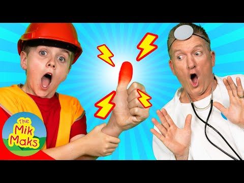 Doctor Doctor 🏥 | Kids Songs & Nursery Rhymes thumbnail