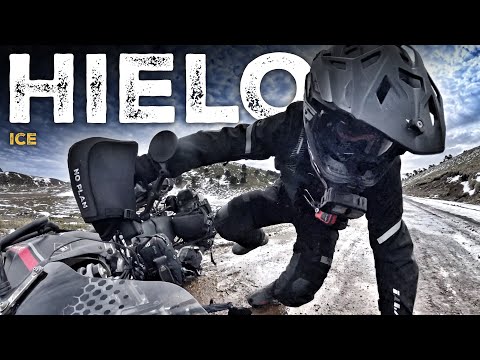 EL BARRO, la NIEVE y el HIELO COMPLICAN mi CAMINO en PATAGONIA 🇦🇷 (S25/E53) El MUNDO en MOTO SINEWAN thumbnail