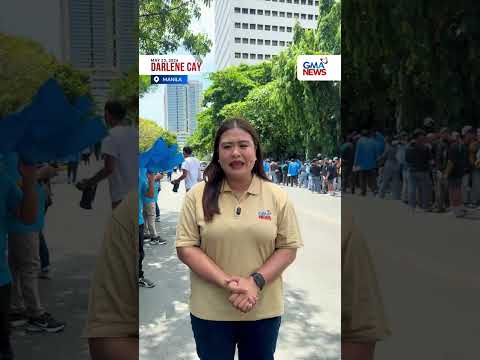 Pamamahagi ng ayuda para sa motorcycle riders, isinagawa sa Maynila | GMA News thumbnail
