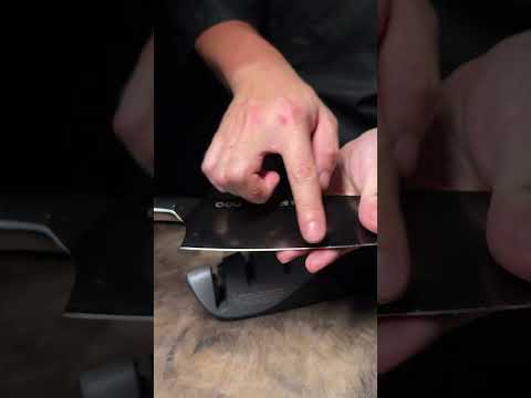 Frozen green tomato, sharpness test!  #fyp #knife #satisfying #knifesharpening #kitchenhacks thumbnail