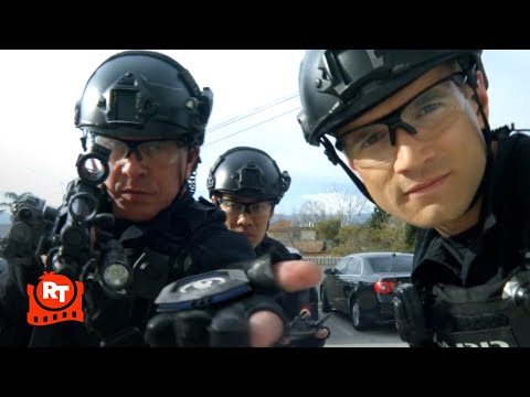 S.W.A.T. - SWAT Breaches a Radio Station (S2E16) (2/4) | Movieclips thumbnail