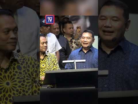 Rafizi, Nik Nazmi keluar PKR thumbnail