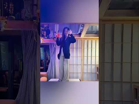 🏠✨ منزل ذكي وأظافر سحرية.. زوجان يعيشان في المستقبل 😱💅 thumbnail