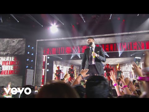 Farruko, Anuel AA - Delincuente (Premios Juventud 2019) thumbnail