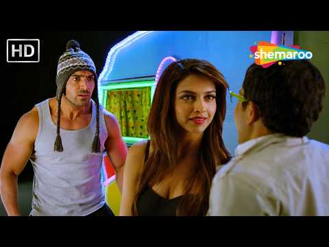दोस्त के साथ रोमांस… और बॉयफ्रेंड के उड़ गए होश! 😱 | John Abraham & Deepika Best Scene | Desi Boyz thumbnail