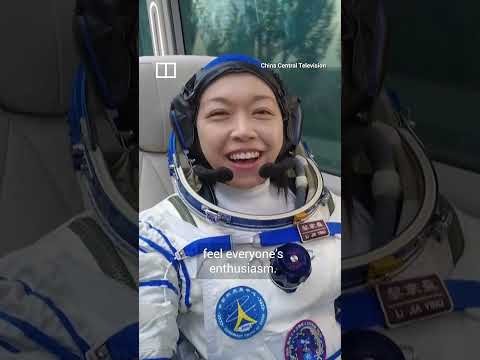 Hong Kong’s first astronaut reaches Tiangong space station thumbnail