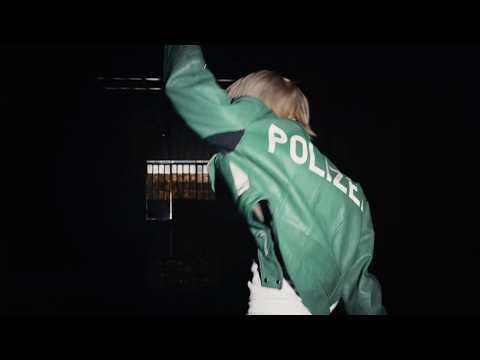 THE 8 Digital Single ‘不见了 (Love is gone)’ Live Clip thumbnail