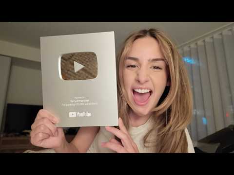 present shopping, health chat, 100k Plaque unboxing | weekly vlog thumbnail
