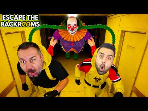 KORKUNÇ PALYAÇO PEŞİMİZDE! ÜMİDİ İLE ESCAPE THE BACKROOMS OYNUYORUZ bölüm 1 thumbnail