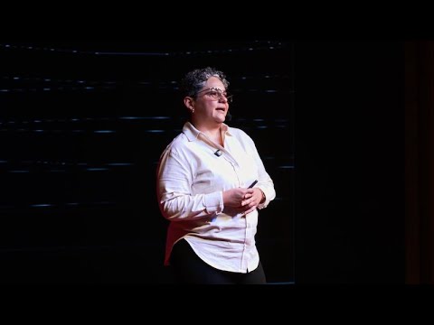 Todos somos cuidadores (y seremos cuidados) | Claudia Bustamante | TEDxBucaramanga thumbnail
